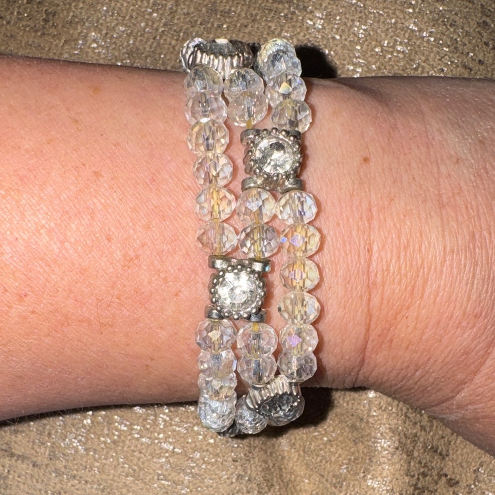 Nice Silver Crystal beaded stretch Bracelet